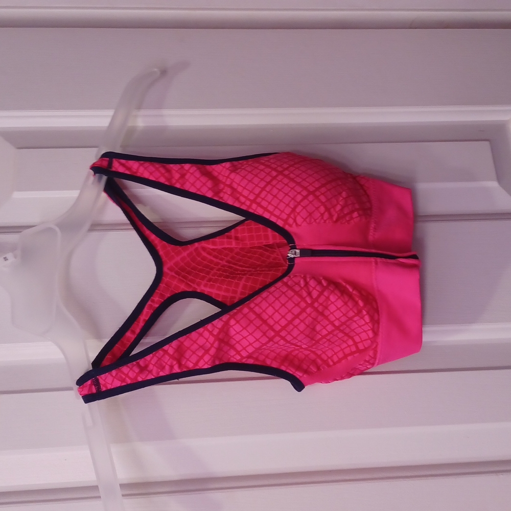 Dznskin Now sports bra